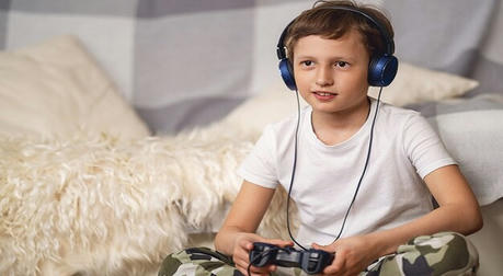 The Dark Side of Gaming: How Excessive Screen Time is Harming Our Kids